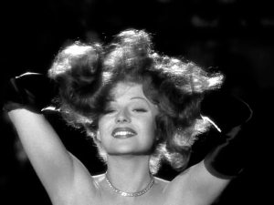 Violada por su padre y una cachetada célebre: el triste final de Rita Hayworth, la mujer más bella del mundo