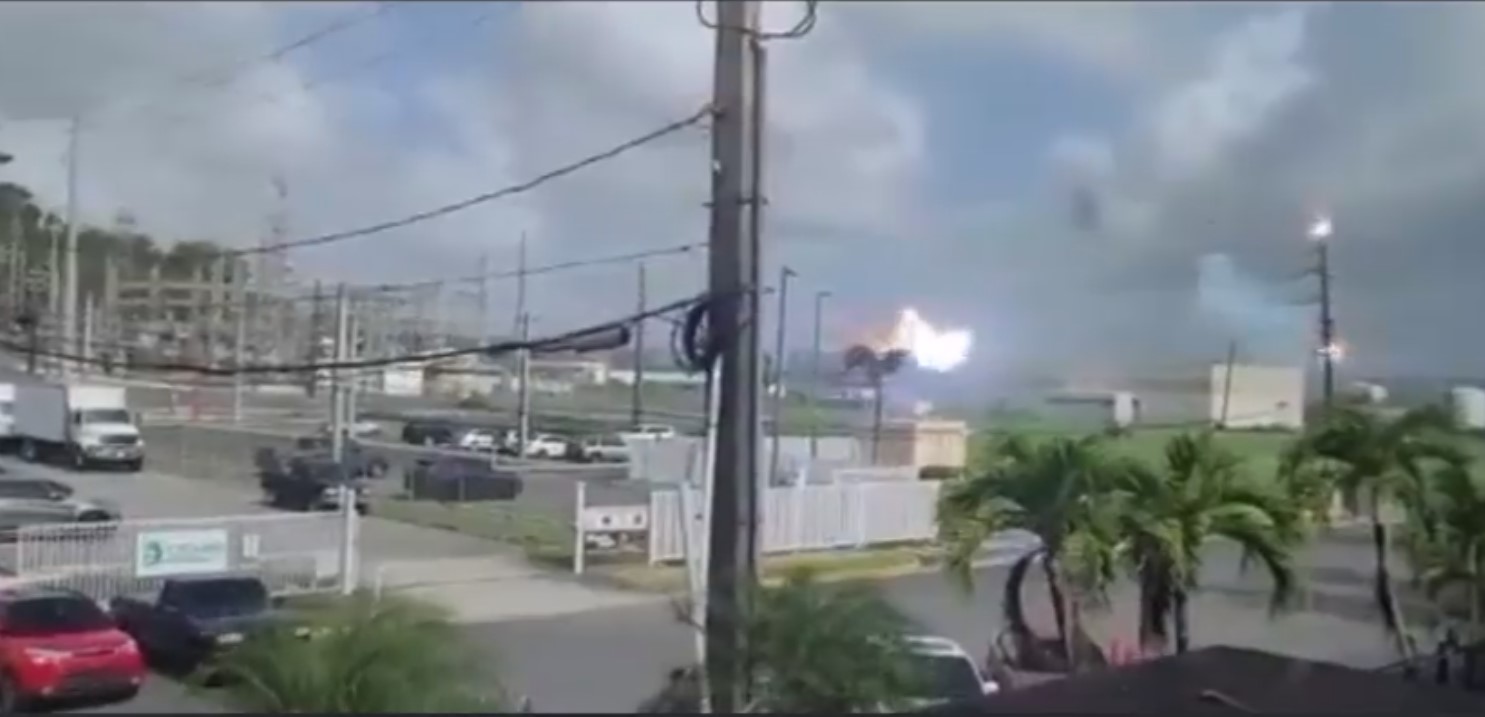 Explosión en una subestación dejó sin luz a varios sectores de Puerto Rico (VIDEO)