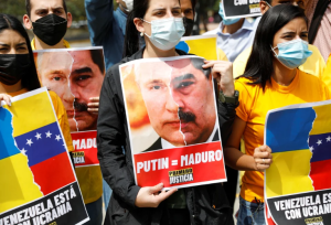 Vladimir Putin y Nicolás Maduro: los caminos que se cruzan en La Haya