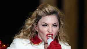 Madonna pide audiencia al papa Francisco: Me han excomulgado tres veces, pero soy una buena católica
