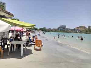 Alertan posible desalojo de comerciantes y artesanos de playa Concorde en Margarita