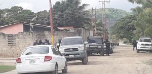 Cinco individuos abatidos y un policía herido tras balacera en Palo Negro