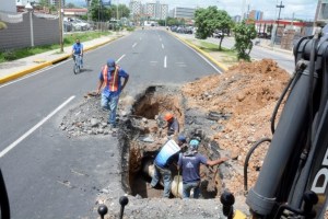 Más tardaron reparando que lo que duró el pavimento de la avenida Bracamonte en Barquisimeto