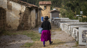 Víctimas del “carnicero de los Andes” son sepultadas 37 años después en Perú