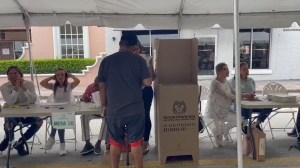 Más de 120 mil ciudadanos colombianos ejercen su derecho al voto en Miami #29May (Video)