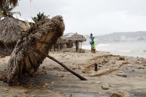 Tormenta Agatha se forma en Pacífico mexicano y podría convertirse en huracán