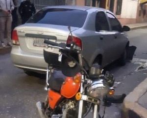 Muere oficial de la PNB tras un accidente de tránsito en el centro de Caracas