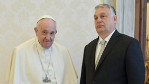 Primer ministro de Hungría aseguró al Papa que Putin planea terminar la guerra