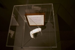 Un molde del pene de Jimi Hendrix pasa a la colección de museo en Islandia