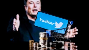 Financiación de la compra de Twitter por Musk queda “en el aire” por la incertidumbre sobre la operación