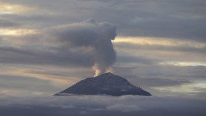 Explosión en el volcán Popocatépetl: un muerto y un herido