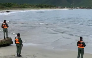 Custodian las playas de Ocumare de la Costa por la GNB para evitar zarpe de embarcaciones en Aragua #29Jun (VIDEO)