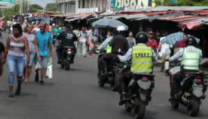 Depravado suelto en Maracaibo: Fue abusada mientras iba al baño del Mercado Las Pulgas