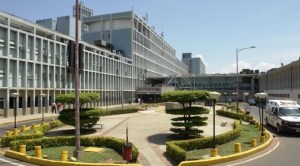 Cuatro niños sonaron campanas del Hospital Universitario de Maracaibo tras superar el cáncer (Video)