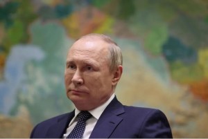 Putin aparta de su cargo al jefe de la agencia espacial rusa Dmitri Rogozin
