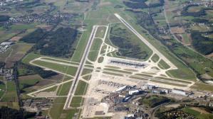 Un “fallo técnico” provocó que el espacio aéreo y todos los aeropuertos de Suiza cerraran por varias horas