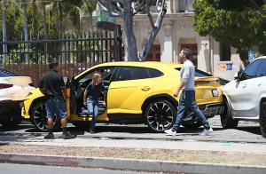 El hijo de 10 años de Ben Affleck causó un caos en Los Ángeles al chocar un Lamborghini