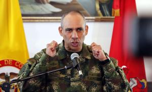 Comandante del Ejército colombiano anuncia que dejará el cargo el 20 de julio