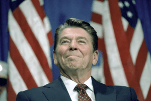 Quedó en libertad el hombre que trató de matar a Ronald Reagan en 1981