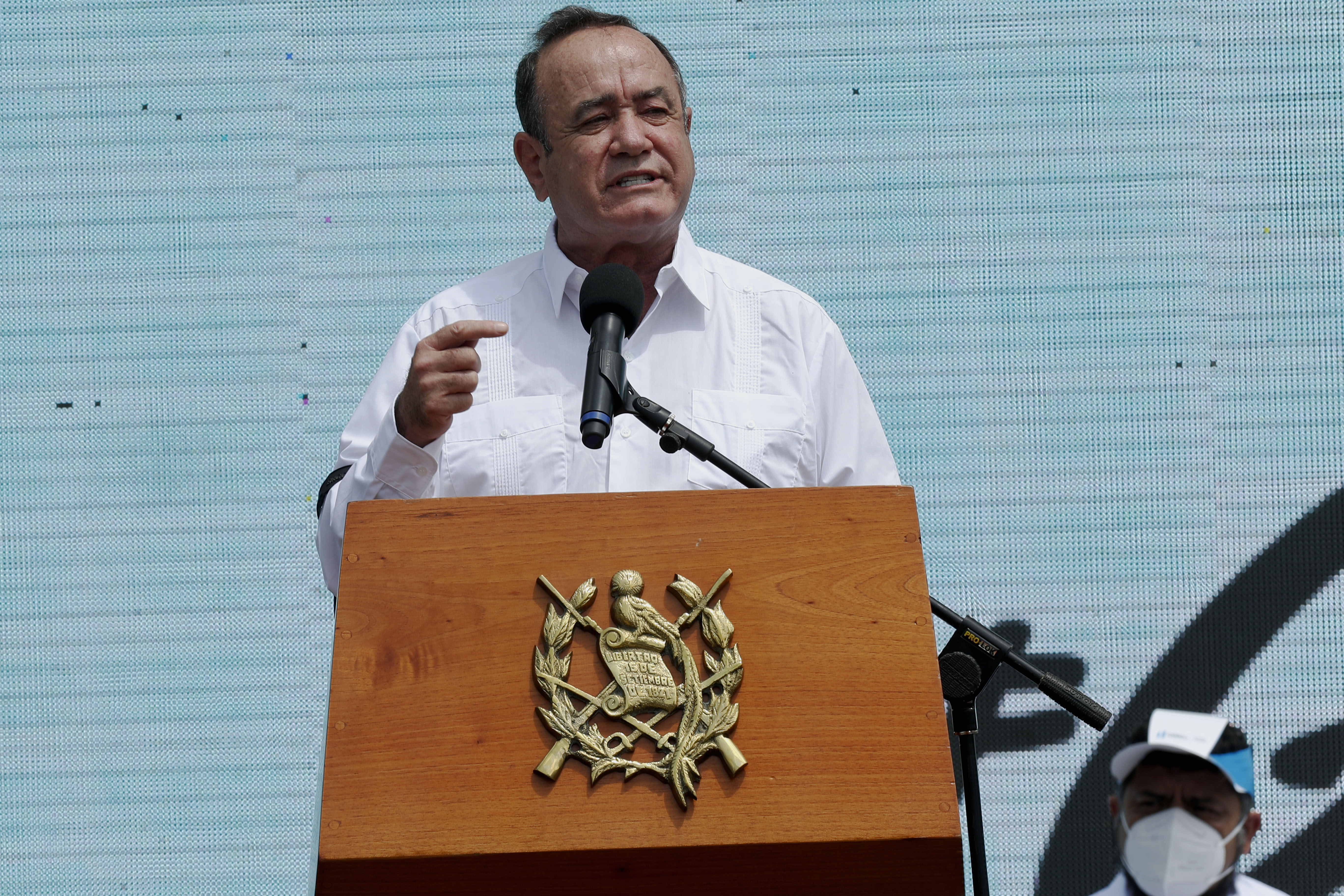 Presidente de Guatemala no asistirá a la Cumbre de las Américas
