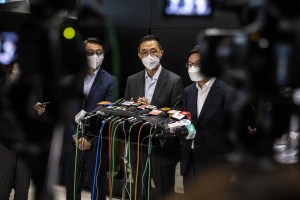 Abren investigación en Hong Kong por caída de pantalla durante un concierto