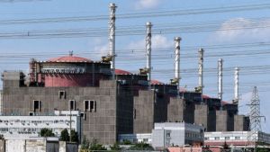 Ucrania acusa a Rusia de almacenar armas en central nuclear invadida de Zaporiyia, la más grande de Europa