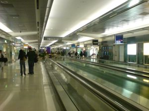 Terror en EEUU: Evacúan terminal internacional del aeropuerto de San Francisco por amenaza de bomba