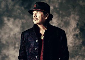 Carlos Santana, el latino que borró las fronteras del rock, cumple 75 años