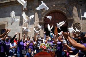 México clama justicia para Luz Raquel Padilla, activista quemada viva por la intolerancia