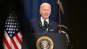 Biden regresa a EEUU tras una gira en Medio Oriente con luces y sombras
