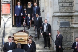 Donald Trump y sus hijos despidieron a Ivana en un funeral en Nueva York