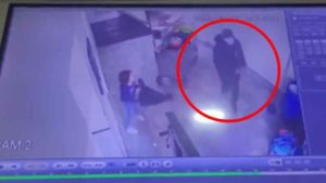 Dolor en Bogotá: Cámara de seguridad registró momento en que delincuente le dispara a una niña