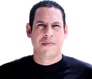 Trasladaron al activista Gabriel Blanco a tribunales tras acusarlo de supuesto “terrorismo”