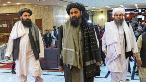 El líder supremo de los talibanes dice que busca “buenas” relaciones con EEUU