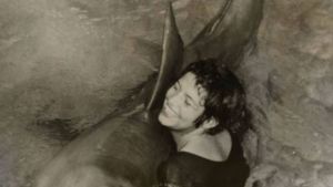 Retorcida historia de amor: Joven asegura que tuvo un “encuentro sexual” con un delfín