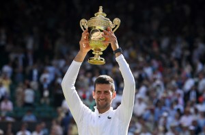 Djokovic revive en Wimbledon tras un año de decepciones