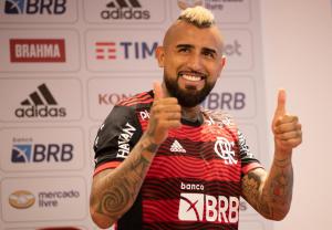 Arturo Vidal: Siempre soñé jugar en el Flamengo y vengo a ganar títulos