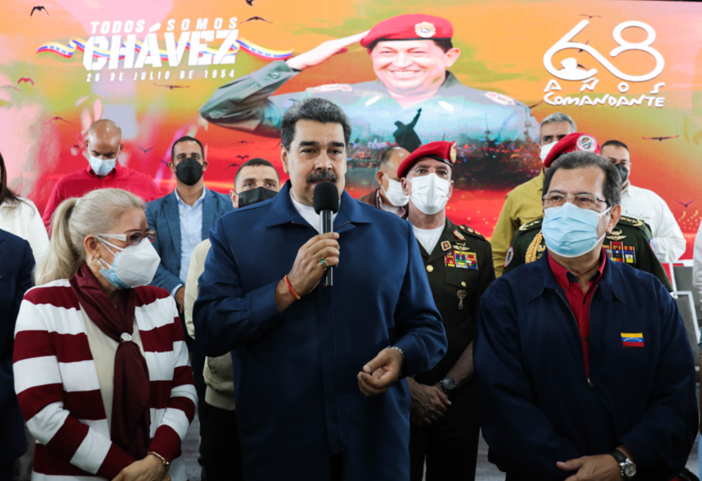 Maduro evaluó primeros acercamientos con el canciller designado por Petro