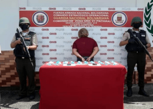 Detenida en La Tendida por transportar cocaína oculta en su estómago y partes íntimas