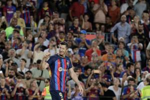 Lewandowski lideró el triunfo del Barcelona con doblete frente al Valladolid