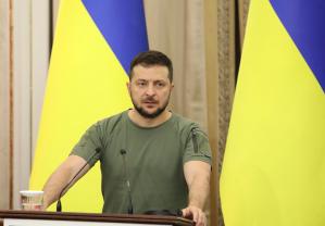Zelenski insistió que Ucrania merece estar en la Otan y necesita una señal clara