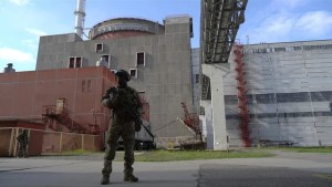 La central nuclear de Zaporiyia, convertida en “base militar” bajo ocupación rusa