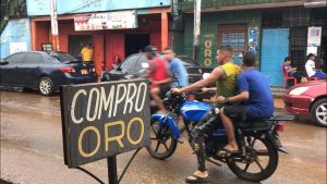 Alianzas mineras avaladas por el chavismo arrasan con el oro y colapsan líneas eléctricas en El Callao