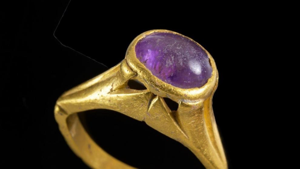 Increíble: Perdió su anillo de oro y lo encontró 43 años más tarde