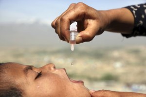 ¿Estaría la vacuna relacionada con el aumento de los casos de polio en EEUU? Lo que dice un nuevo estudio