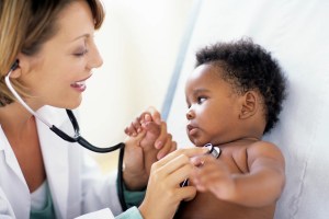 Alerta en Tennessee por la propagación de un virus que puede causar enfermedades graves en bebés