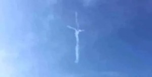 Aseguran que apareció “Jesús en la cruz” en el cielo y la imagen se hizo VIRAL en las redes
