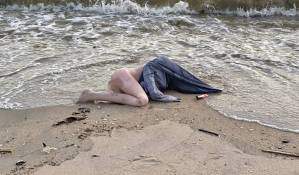 Creían haber hallado el cuerpo sin vida de una mujer en una playa, pero resultó ser una muñeca sexual