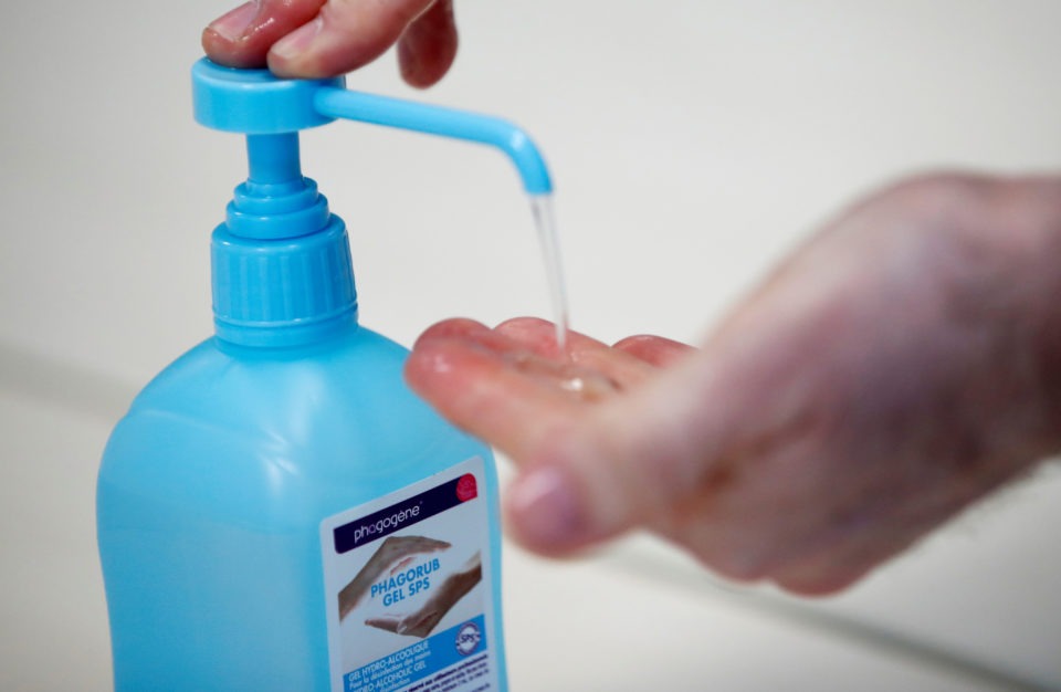 Alerta en Florida: Retiran del mercado desinfectante de manos tras hallar químicos carcinógenos
