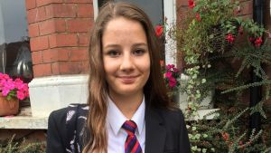 Juez forense británico alertó sobre rol de las redes sociales en muerte de una adolescente